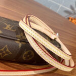 Louis Vuitton Pochette Accessoires 40712S Brown